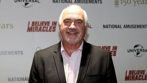 Former Nottingham Forest and Liverpool defender Larry Lloyd dies aged 75 Former Nottingham Forest and Liverpool defender Larry Lloyd dies aged 75