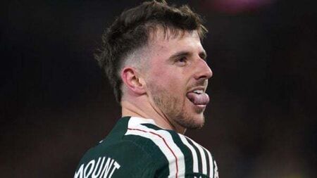 Mason Mount’s late strike not enough for Man United as Brentford snatch draw