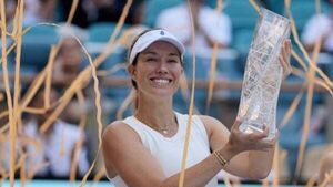 Danielle Collins wins biggest title of career with Miami Open victory