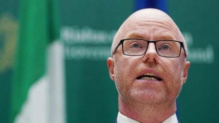 Minister for Health and HSE boss to make crisis visit to University Hospital Limerick