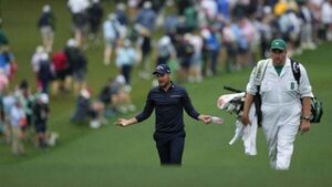 Danny Willett makes flying start as Masters begins after weather delay