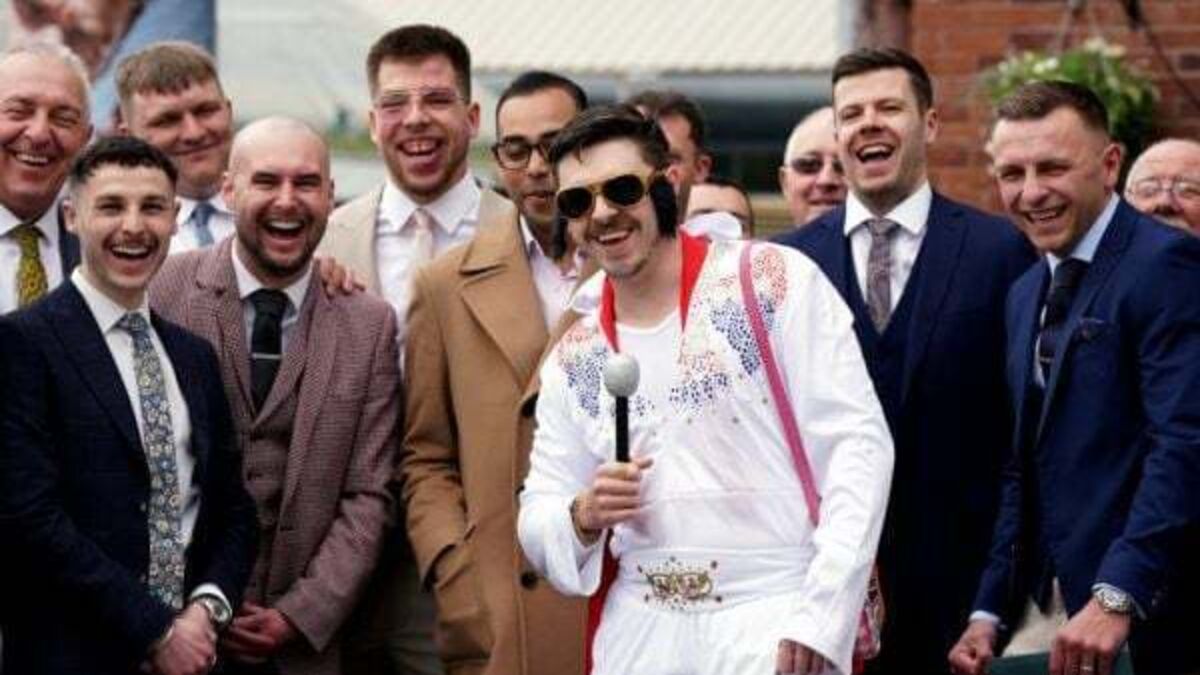 Racegoers enjoy Aintree despite criticism from animal rights groups