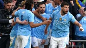 Bernardo Silva atones for midweek penalty miss as Man City reach FA Cup final