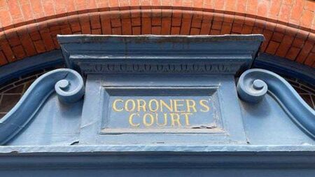 Girl (2) saw grandfather stab parents before fatally injuring himself, inquest hears