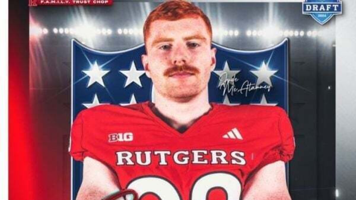 Former Derry footballer signs with the New York Giants