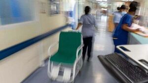 Hospital overcrowding: More than 340 patients waiting for free bed