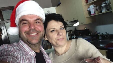 Scammer who claimed to be Irish heiress should be extradited to UK, judge rules