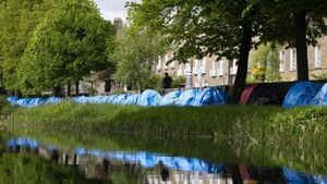 Rate of illegal immigrants in Ireland is 10 times the EU average, figures show Rate of illegal immigrants in Ireland is 10 times the EU average, figures show