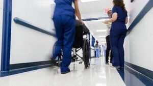 Hospital overcrowding: 470 patients waiting for beds in Irish hospitals