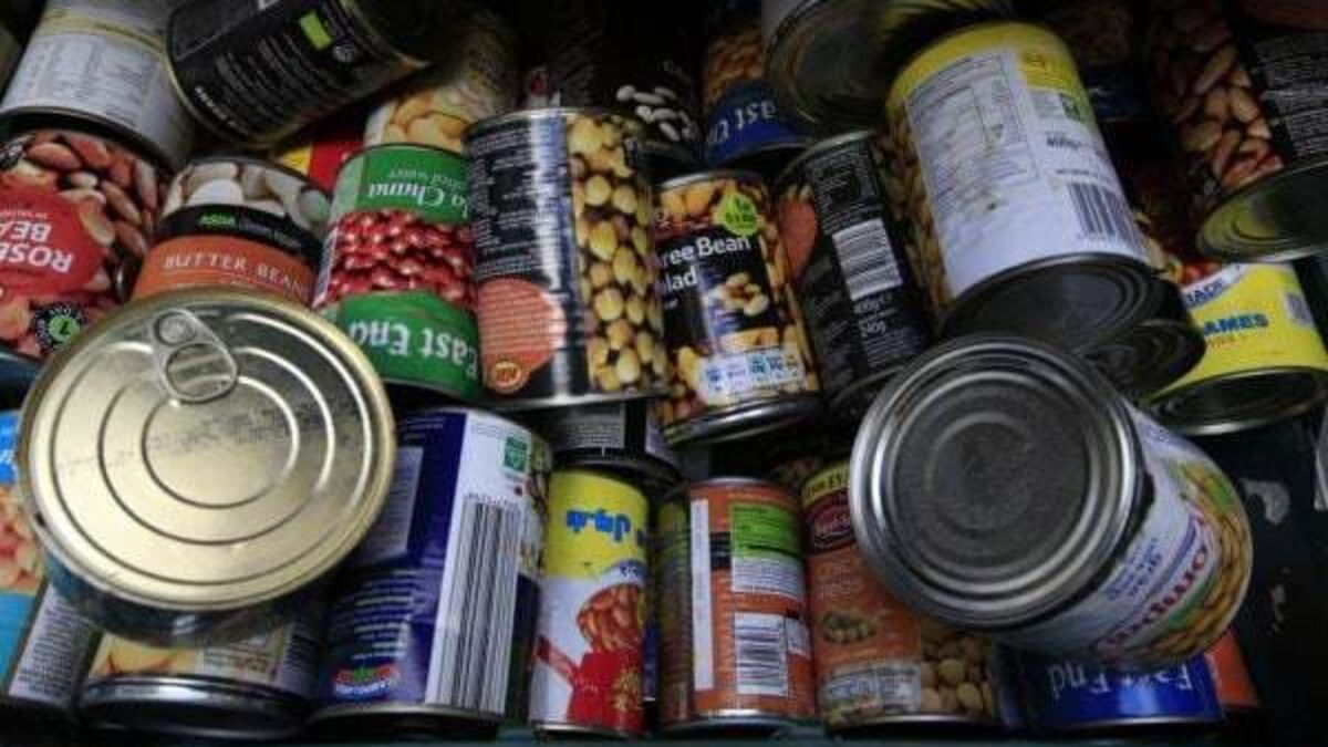Children being left in poverty despite recovering economy, says charity