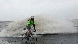 Winter storm rainfall ‘made 20% heavier by climate change’ Winter storm rainfall ‘made 20% heavier by climate change’