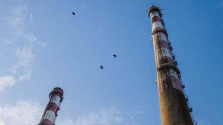 ESB raises 'serious safety incident' with regulator after skydivers fly through Poolbeg chimneys