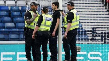 Protester ties themselves to Hampden goalpost to delay Scotland-Israel qualifier