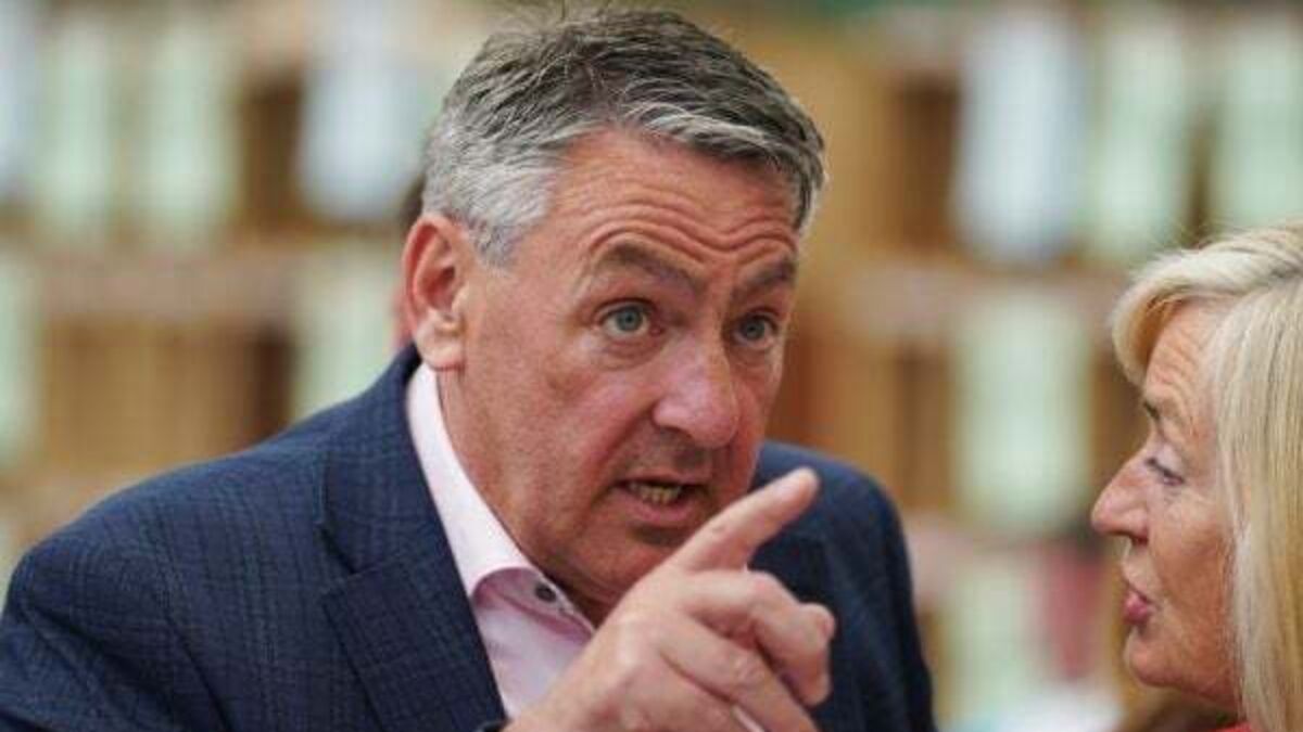 Elections 2024: Billy Kelleher closing in on quota in Ireland South, Funchion in contention for seat