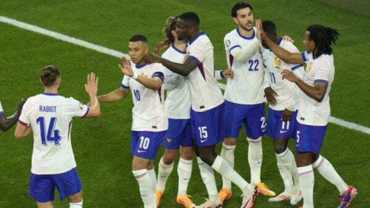 France off to winning start as Max Wober own goal proves enough against Austria