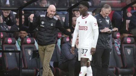Kobbie Mainoo pleased to have ‘peace of mind’ over future of Erik ten Hag