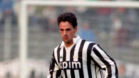 Italian football hero Roberto Baggio robbed at gunpoint at home