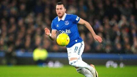 Jack Harrison rejoins Everton on season-long loan from Leeds