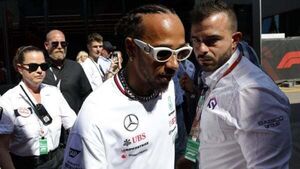 Mercedes told no criminal offence committed over Lewis Hamilton ‘sabotage’ email