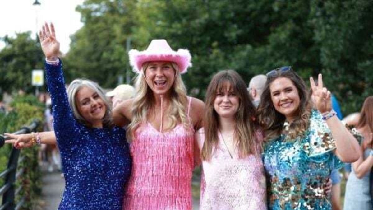 Fans flock to the Aviva for opening night of Taylor Swift’s Dublin shows