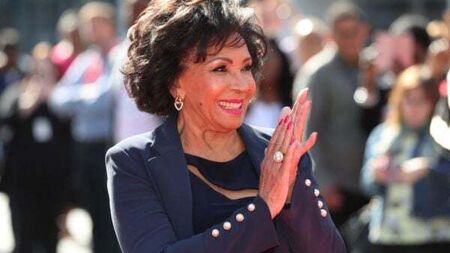 Shirley Bassey among those to be honoured at Windsor Castle