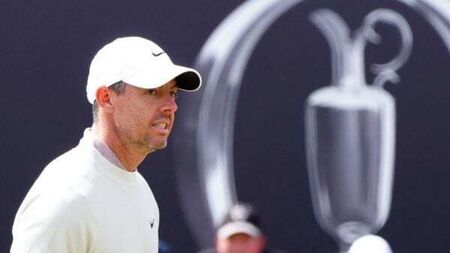Rory McIlroy takes heart from near misses in bid to end major wait at British Open
