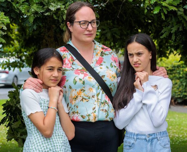 Ruth Kelly and her daughters Farrah-Belle and Fallon