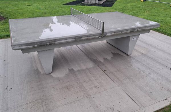 The outdoor table tennis table