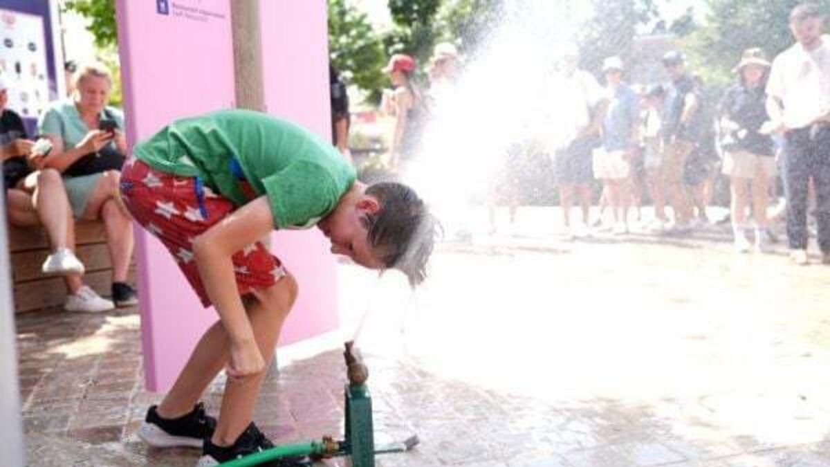 Olympic athletes and fans struggle to stay cool as Paris temperatures soar