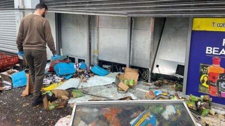 Stormont Assembly to be recalled to discuss anti-immigration protest violence