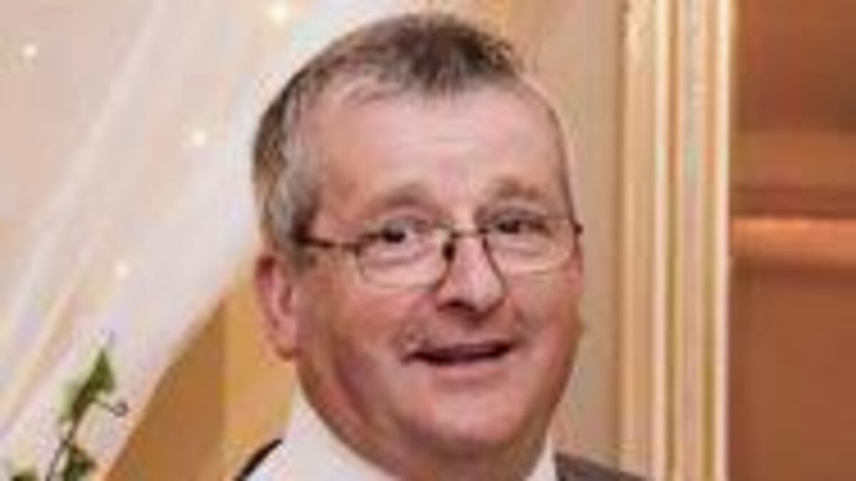 Death notices and funeral arrangements for 14 August 