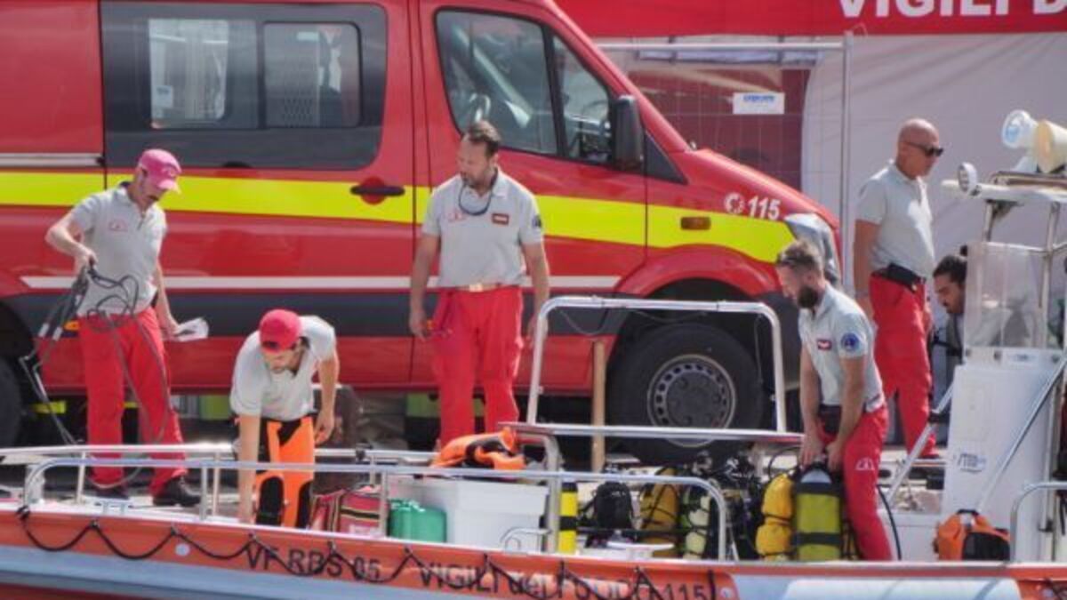 Coastguard fears bodies of Mike Lynch and five others are trapped in yacht
