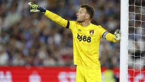 Arsenal agree deal to sign Bournemouth captain Neto on loan