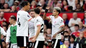 Luis Diaz scores twice as Arne Slot’s Liverpool win at rivals Manchester United
