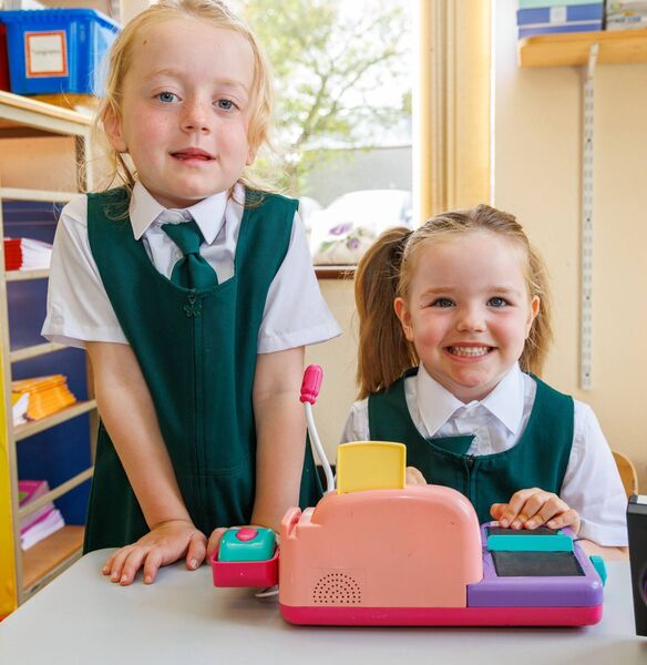 Saoirse and Maeve in Newtown Dunleckney NS