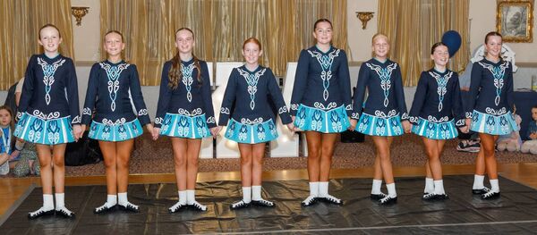 U12 Céilí 2024 World Champions: Aideen Cosgrave, Laura Evans, Kara Nolan, Caoimhe Gallagher, Erika Nolan, Grace Cleary, Eira O’Hara and Sophie James 