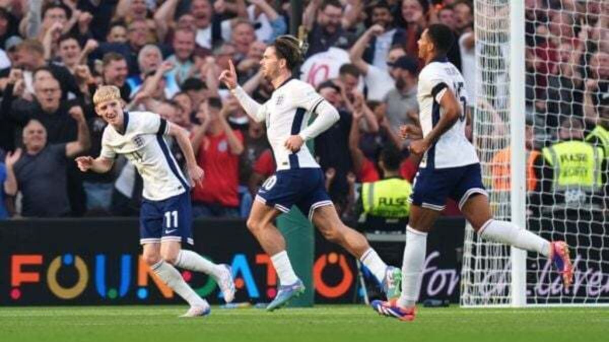 Rice and Grealish give England comfortable win over Ireland
