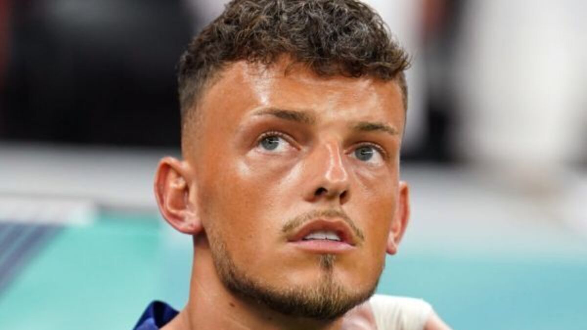 Lee Carsley has no plans to contact Ben White unless defender ends England exile