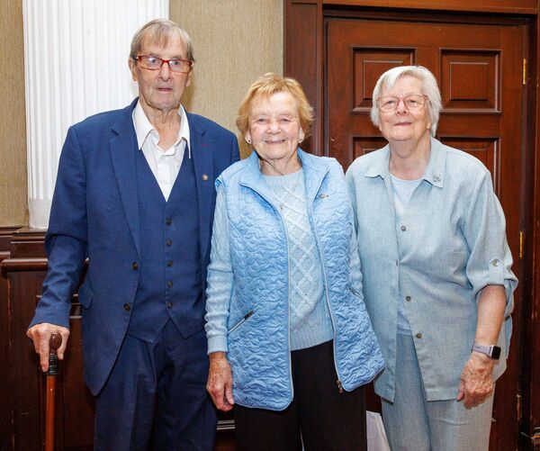 Jack and Liz Carter with Sr Joan