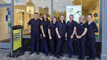 Specsavers celebrate 20 years of helping people see clearly in Carlow