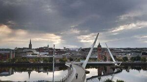 ‘Huge opportunity’ for Derry as €350m city growth deal is signed ‘Huge opportunity’ for Derry as €350m city growth deal is signed