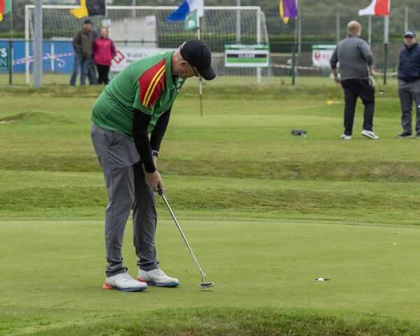 Bagenalstown's Kevin Power with a birdie on the first hole. Photo: Thomas Nolan Photography. Bagenalstown's Kevin Power with a birdie on the first hole. Photo: Thomas Nolan Photography.