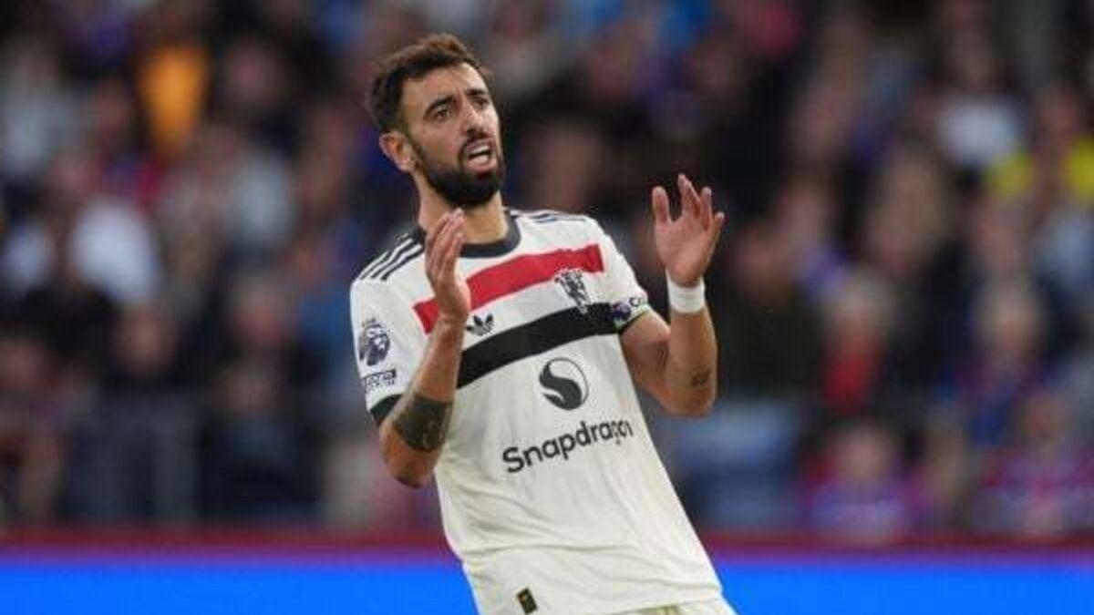 Woodwork twice denies Manchester United as they draw at Crystal Palace