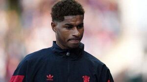 Erik ten Hag defends decision to start Marcus Rashford on the bench at Palace