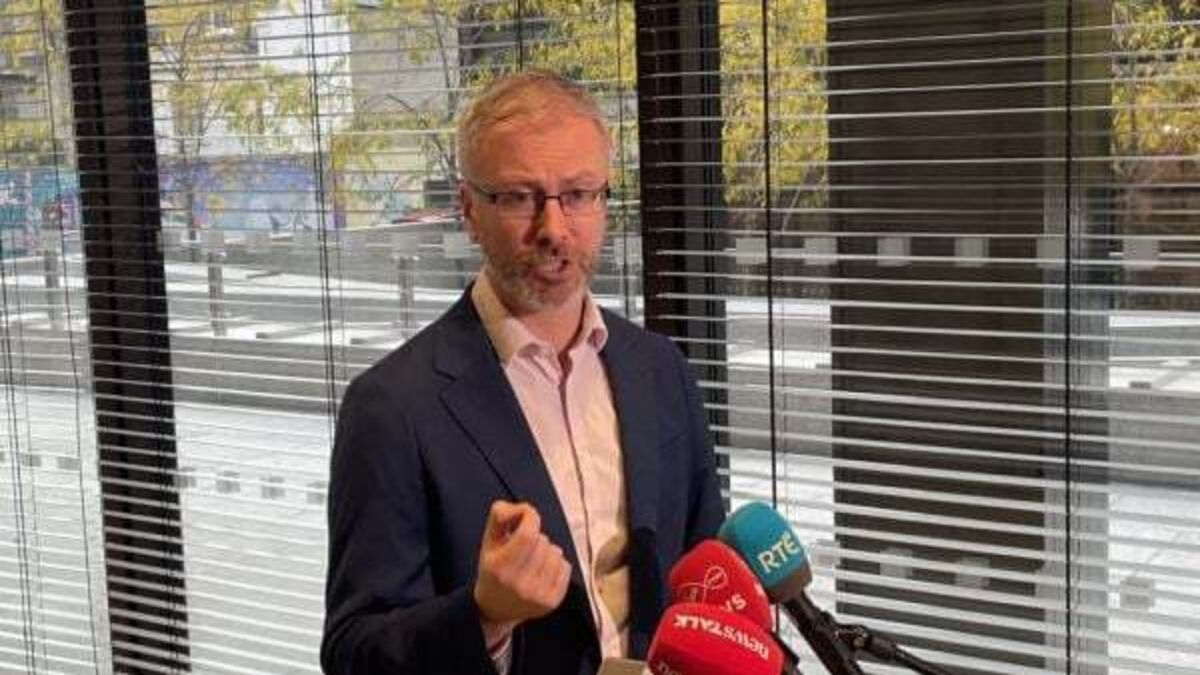Minister calls for focus on facts as Simon Harris immigration ‘dog whistle’ criticised