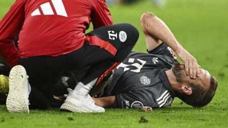 Bayern boss Vincent Kompany hopeful Harry Kane will be fit for Aston Villa clash