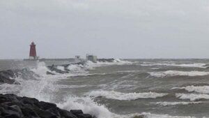 Hundreds of homes still without power as orange weather warning ends