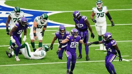 Minnesota Vikings defeat New York Jets at Tottenham Hotspur Stadium