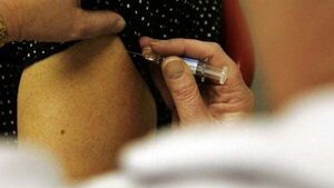 HIQA urges switch to 'enhanced' flu vaccine for those aged 65 and older HIQA urges switch to 'enhanced' flu vaccine for those aged 65 and older