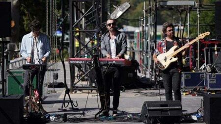 Late Late Show to feature Dara Ó Briain and performance from The Coronas